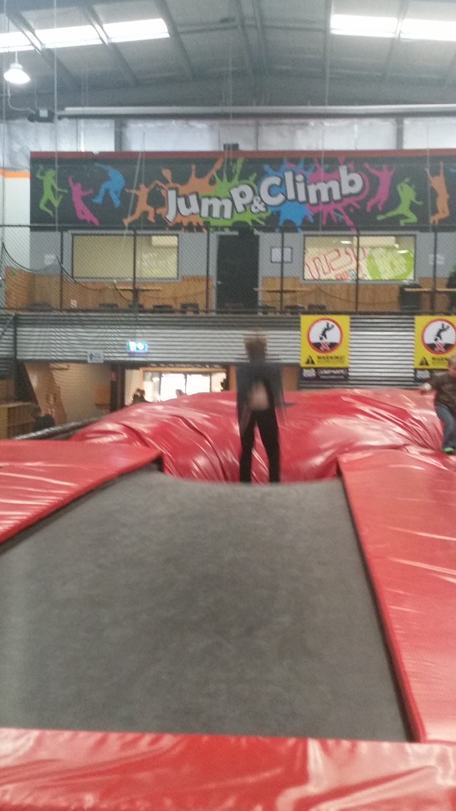 Jump & Climb Traralgon | 62 Eastern Rd, Traralgon VIC 3844, Australia | Phone: (03) 5174 3944