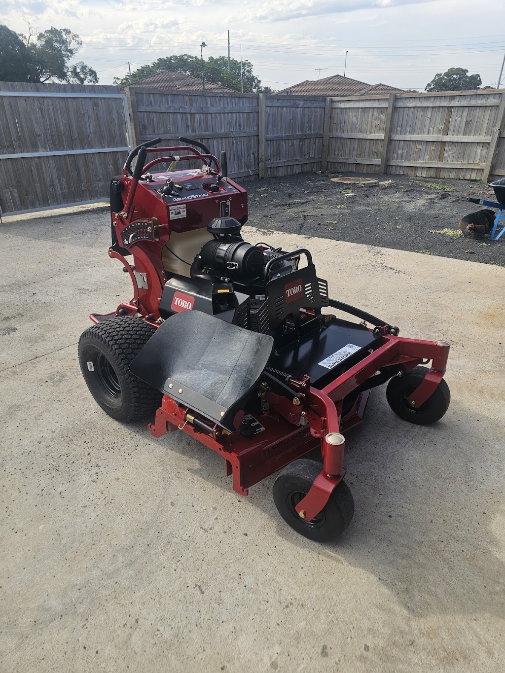 Rogue Rentals | 26 Burns St, Fernvale QLD 4306, Australia | Phone: 0401 730 052