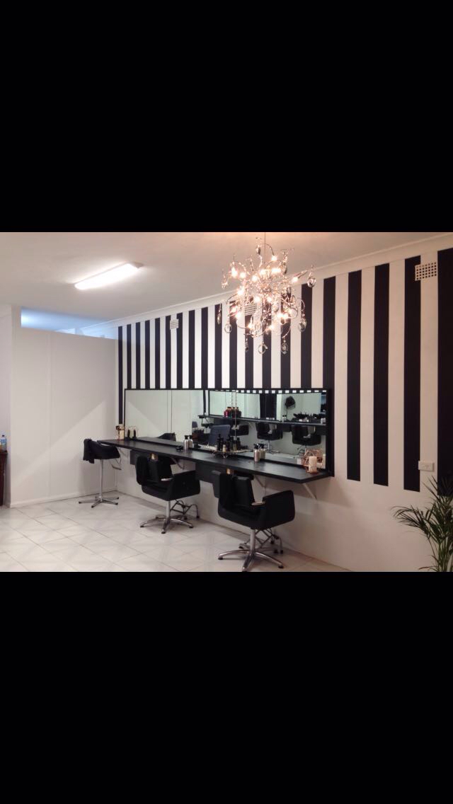 Xquisite Styles - Hair Beauty Nails - Salon and Bridal Studio | hair care | 9 Jones Ave, Mount Warrigal NSW 2528, Australia | 0242963552 OR +61 2 4296 3552