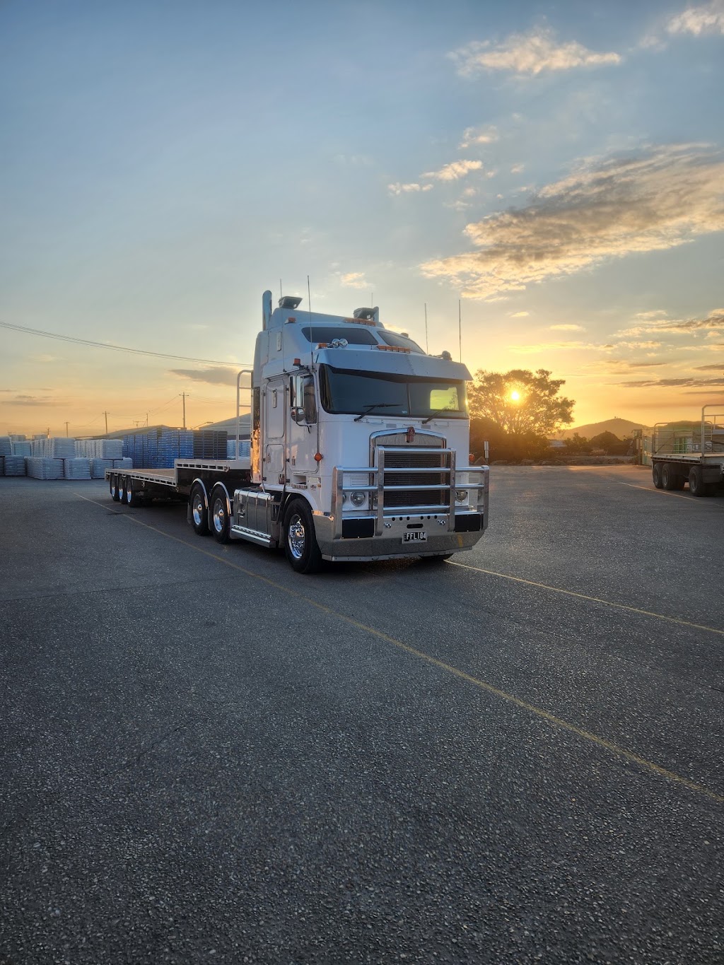 Fleming Freightlines | Depot Court, Molendinar QLD 4214, Australia | Phone: 0431 280 991