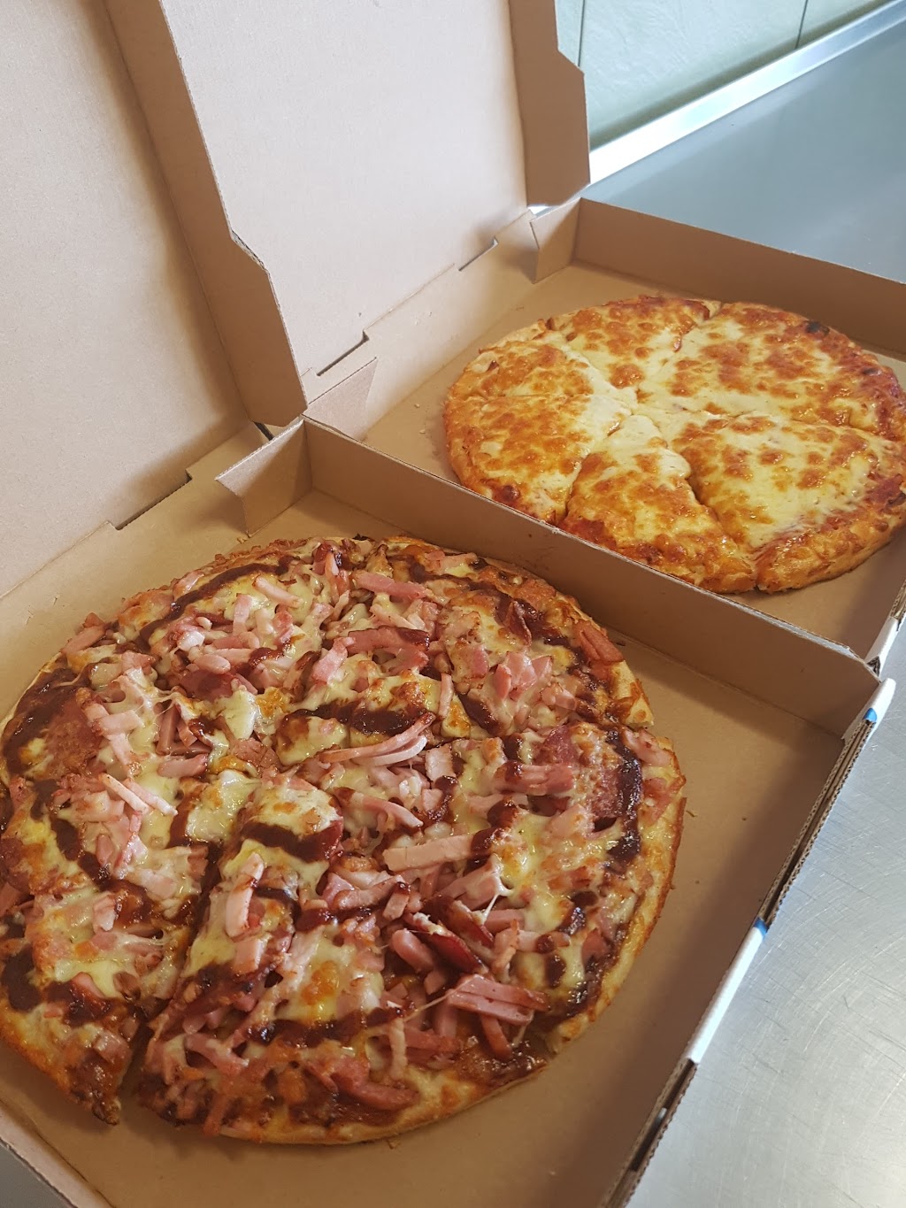 Merlins Pizzas Palm Beach | Shop 3/155 Nineteenth Ave, Elanora QLD 4221, Australia | Phone: (07) 5576 0122