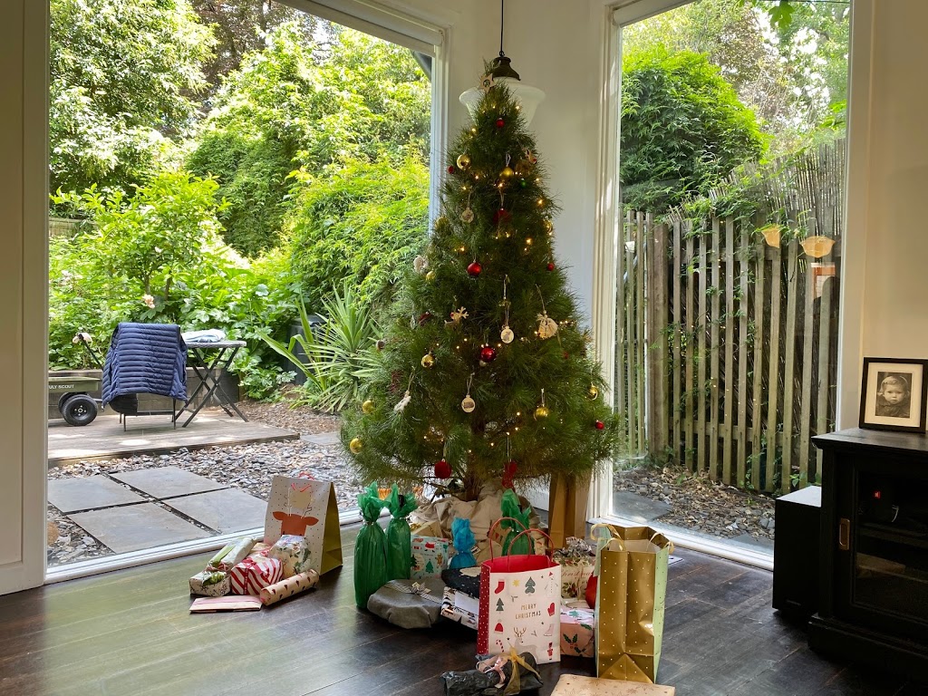 Cobradah Christmas Tree Farm |  | 85 Monbulk-Seville Rd, Wandin East VIC 3139, Australia | 0419395420 OR +61 419 395 420