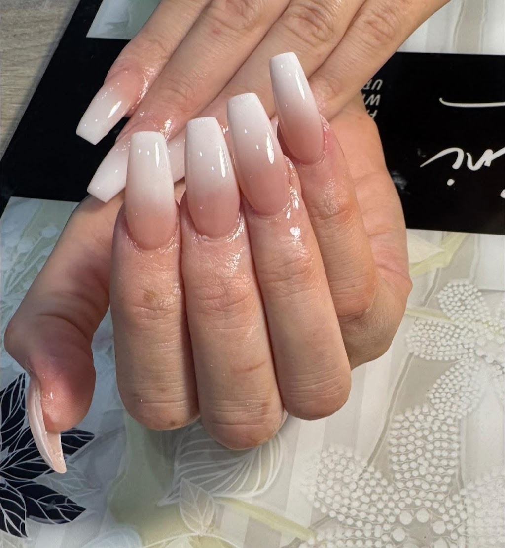TT Nail & Beauty | 16 Akins Rise, Golden Square VIC 3555, Australia | Phone: 0426 141 191