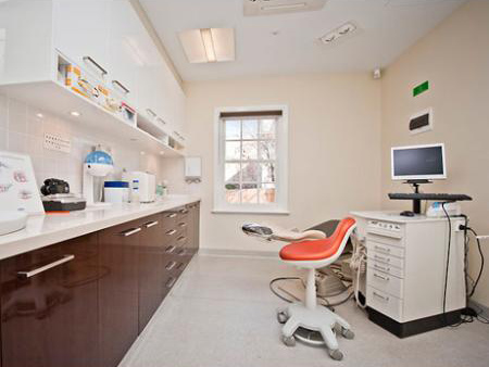 Embrace Orthodontists Canberra | dentist | 36 Bougainville St, Manuka ACT 2603, Australia | 0262957700 OR +61 2 6295 7700