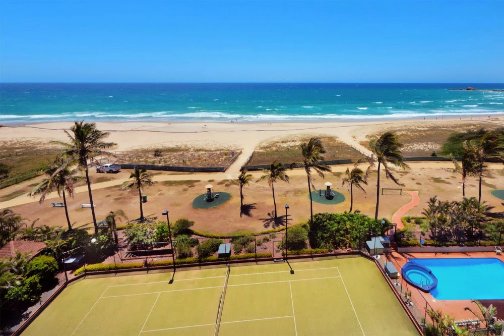 Princess Palm on the Beach | lodging | 969 Gold Coast Hwy, Palm Beach QLD 4221, Australia | 0755345455 OR +61 7 5534 5455