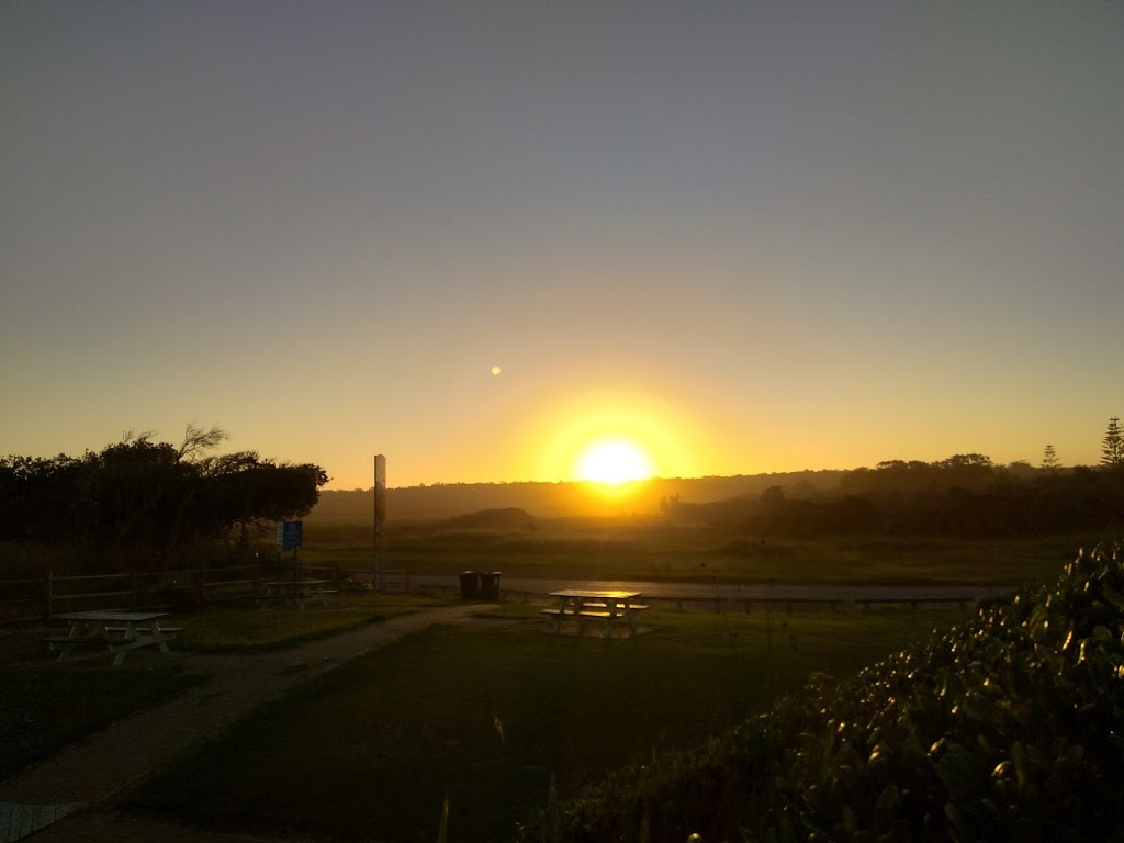 Pippies on the Beach | lodging | 1 Ocean Dr, Wallabi Point NSW 2430, Australia | 0414960543 OR +61 414 960 543