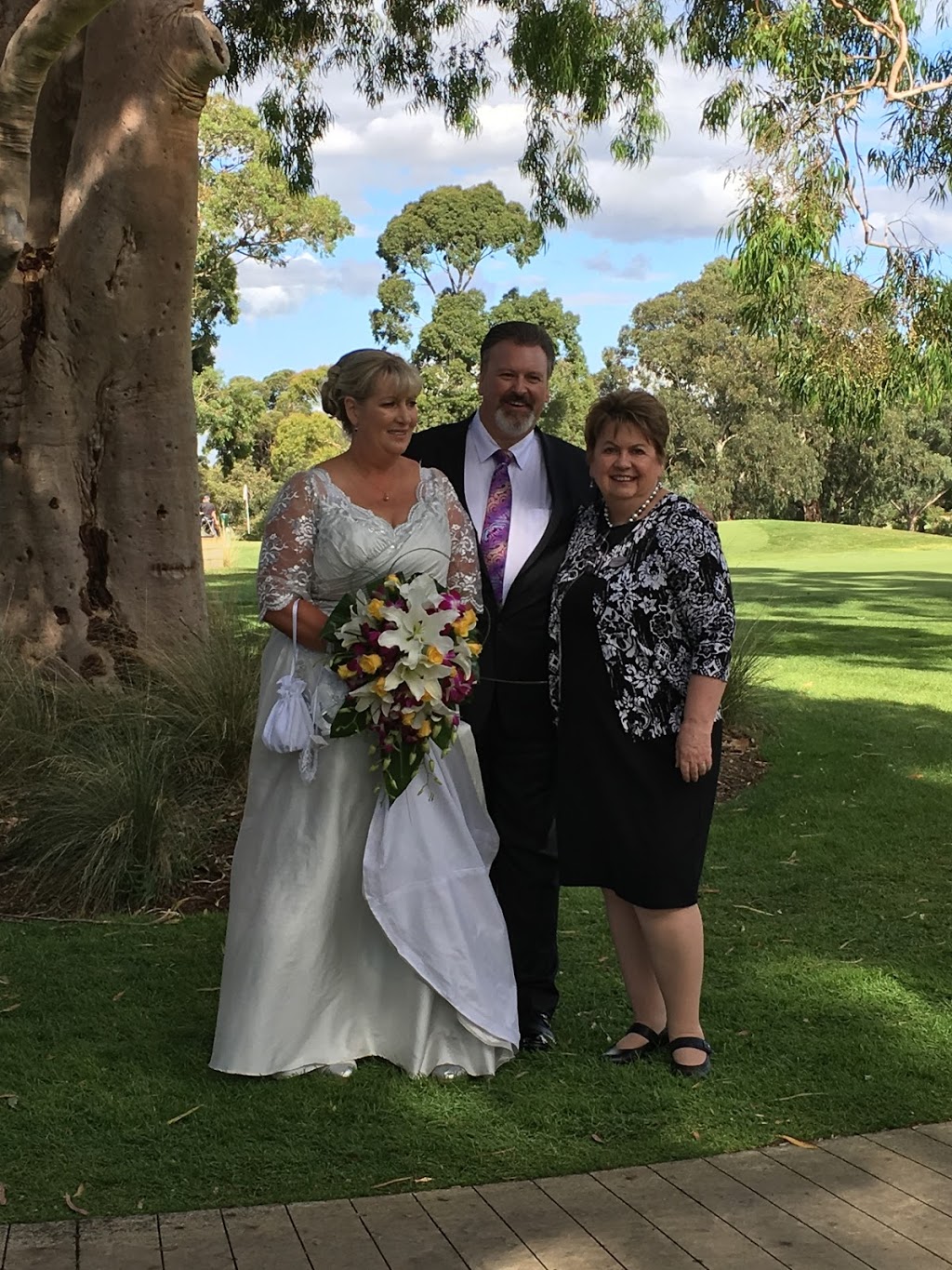 Trish Williams Marriage Celebrant | 2 Highvale Rise, Warragul VIC 3820, Australia | Phone: 0419 477 949