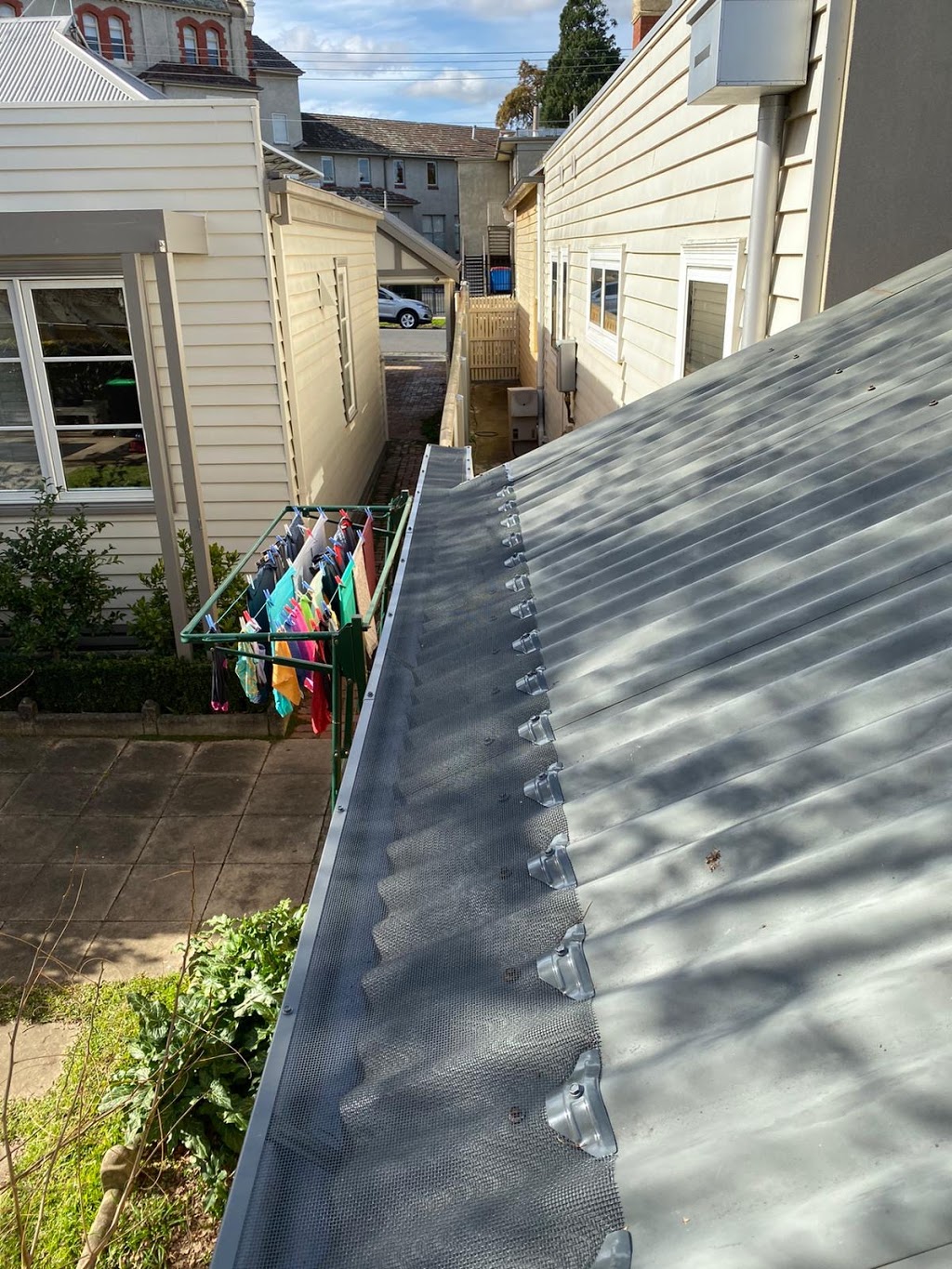 Graysons Gutter Guard Bayside | 1/12 Gillman St, Cheltenham VIC 3192, Australia | Phone: 1800 488 837