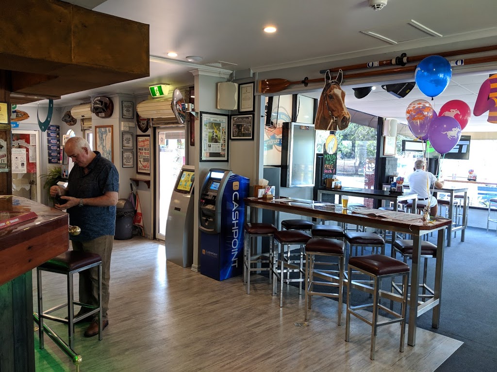 Jacobs Well Bayside Tavern | restaurant | 1170 Pimpama Jacobs Well Rd, Jacobs Well QLD 4208, Australia | 0755462155 OR +61 7 5546 2155