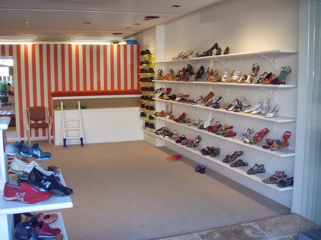 Richards Shoes | shoe store | 4/3 Bungan St, Mona Vale NSW 2103, Australia | 0299996065 OR +61 2 9999 6065
