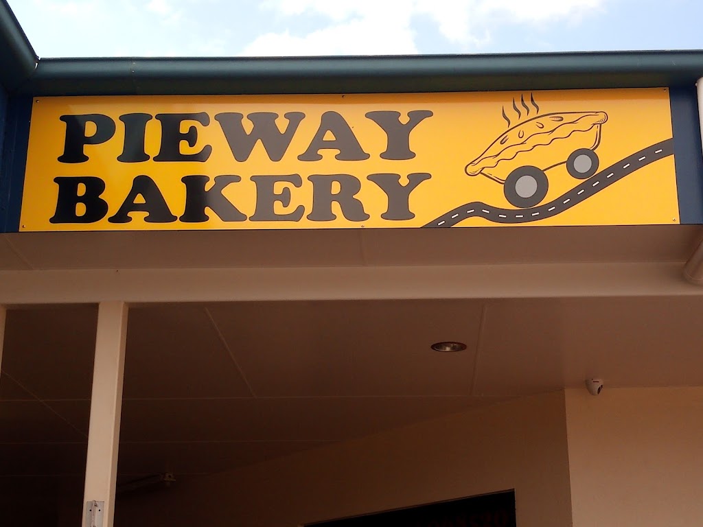 Pieway Bakery | bakery | 3/2 Highfields Rd, Highfields QLD 4352, Australia | 0449221044 OR +61 449 221 044