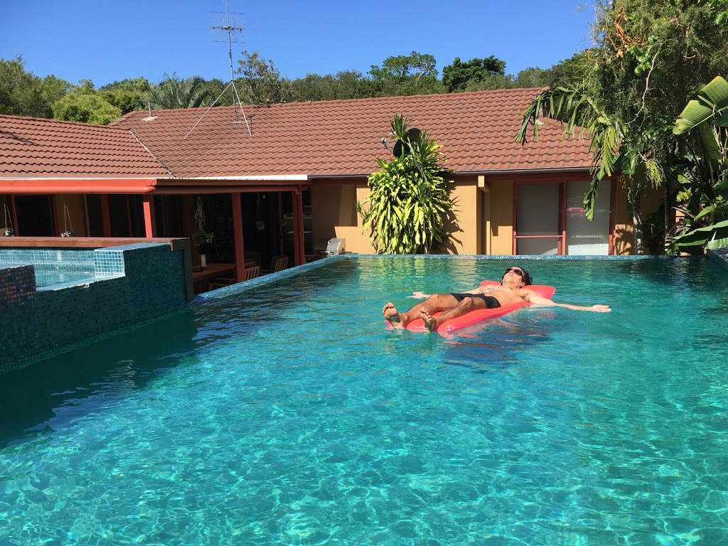 Byron Bay Holiday House - Serendipity | lodging | 25 Bottlebrush Cres, Suffolk Park NSW 2481, Australia | 0298715526 OR +61 2 9871 5526