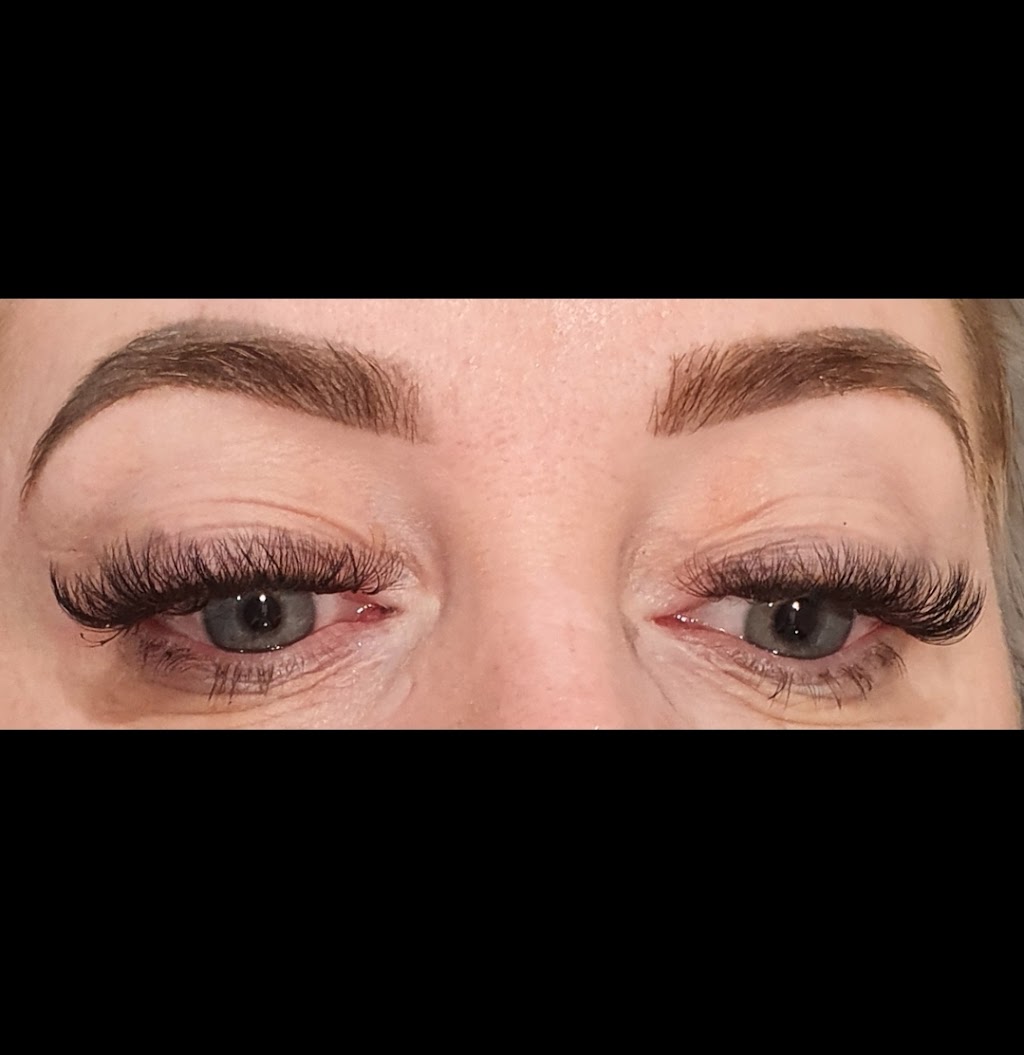 Livin Lash | 377 Raglan Parade, Warrnambool VIC 3280, Australia | Phone: 0413 684 888