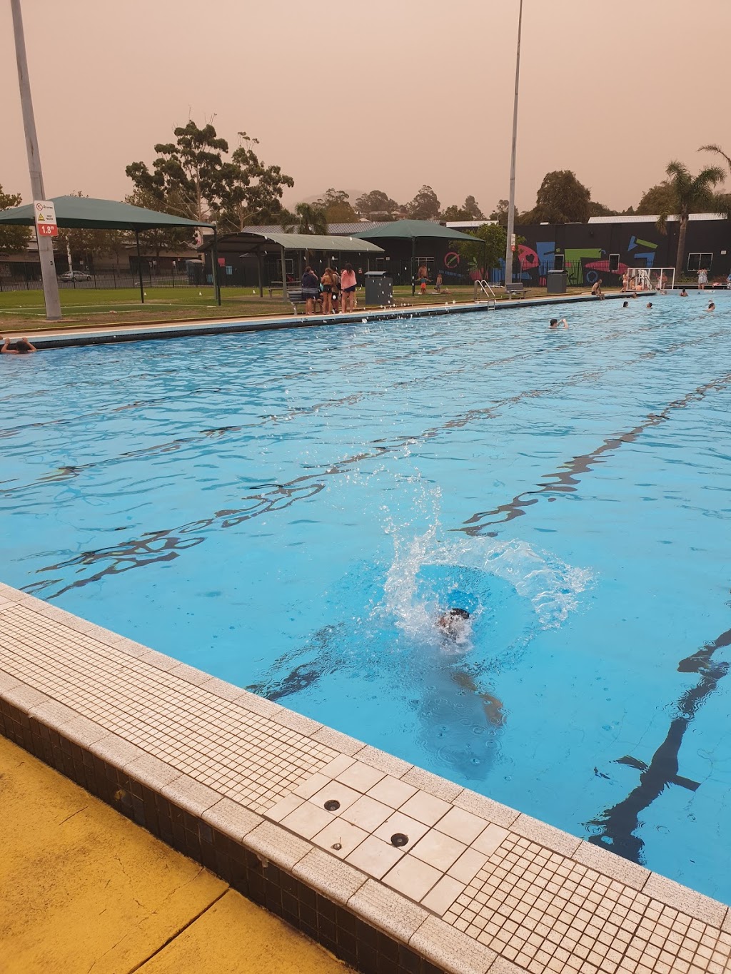 Berkeley Public Pool | 5 Winnima Way, Berkeley NSW 2506, Australia | Phone: (02) 4271 2929