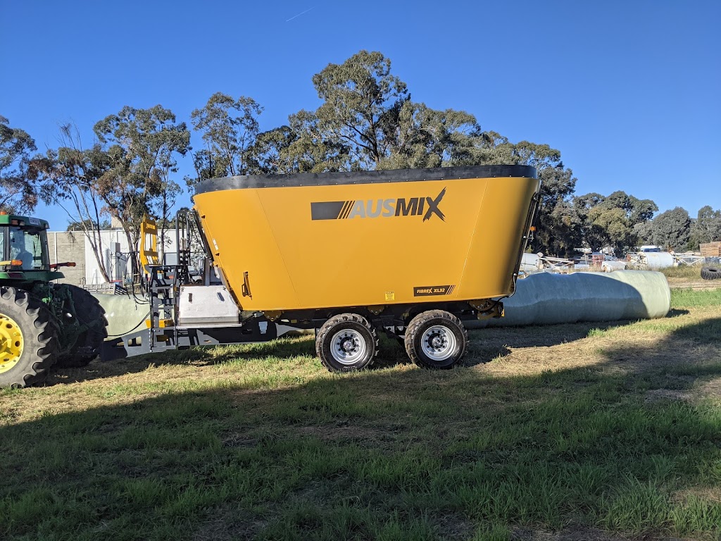 Ausmix Feeding Solutions | 30 Moloney Dr, Wodonga VIC 3690, Australia | Phone: (02) 6000 1987