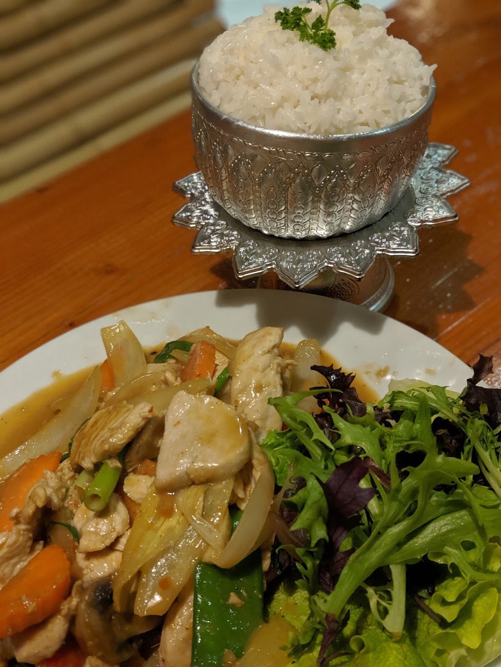 Thai Tiki Hut | restaurant | 571 High St, Northcote VIC 3070, Australia | 0394891171 OR +61 3 9489 1171