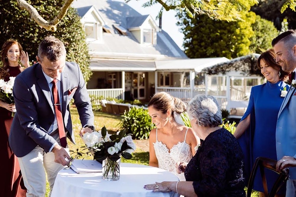 Dan Ford - Marriage Celebrant - MC | 4 Marblewood court, Cooroy QLD 4563, Australia | Phone: 0402 289 961