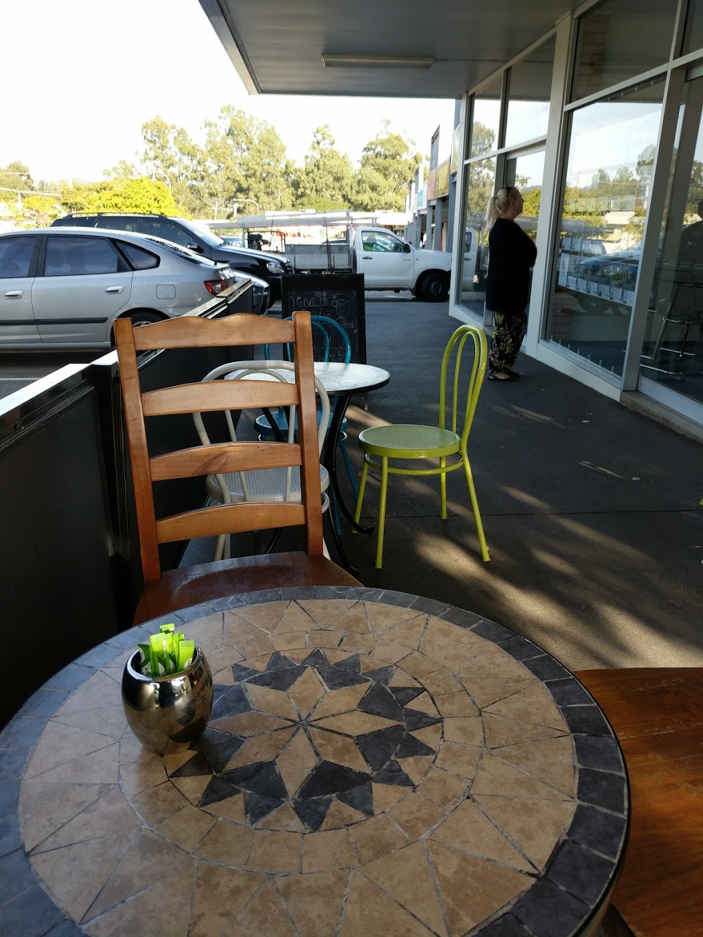 Coffee on THE Way | cafe | 120 Ferny Way, Ferny Hills QLD 4055, Australia | 0731612643 OR +61 7 3161 2643