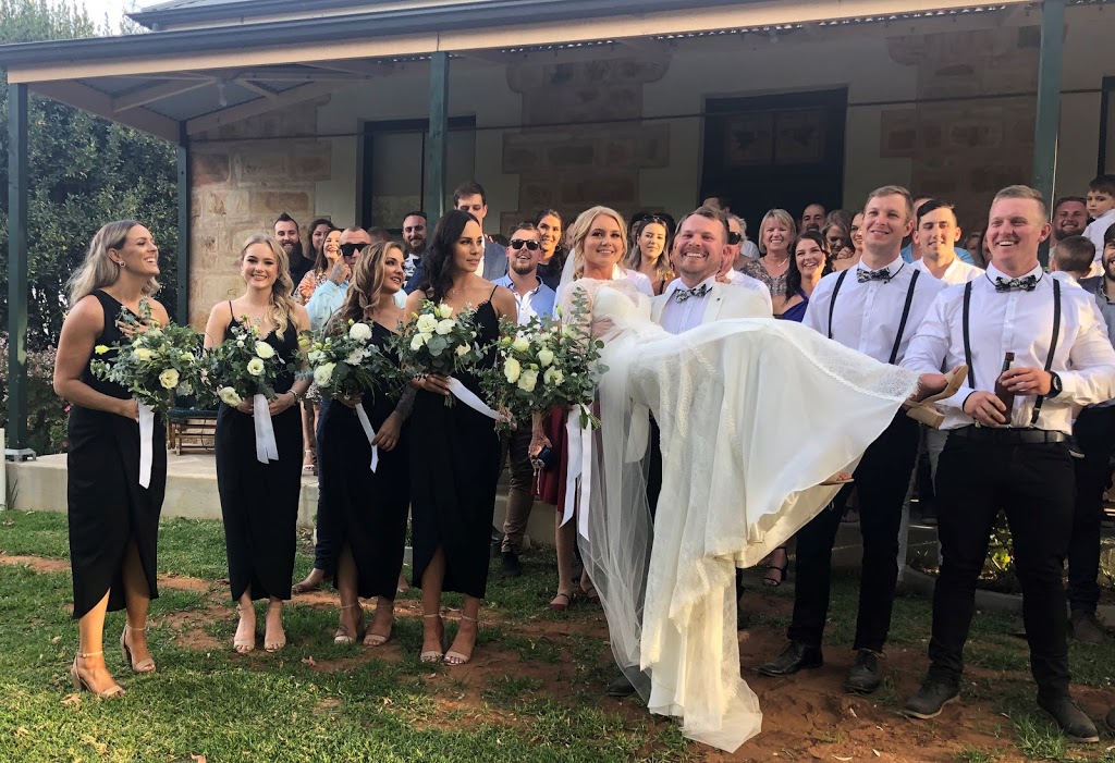 Marriage Celebrant Above and Beyond | 19 Thornbill Dr, Mount Barker SA 5251, Australia | Phone: 0434 134 440