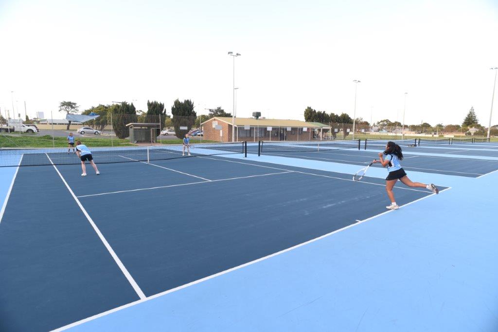 Port Adelaide Tennis Club | Largs Reserve, Woolnough Rd, Largs Bay SA 5016, Australia | Phone: (08) 8449 4429