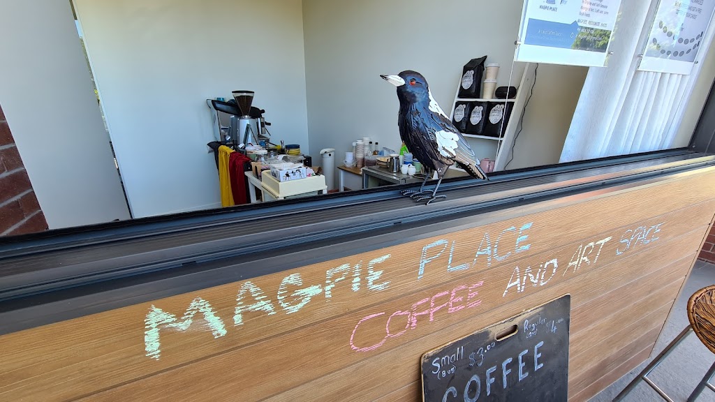 Magpie Place Coffee & Art Space | 8 Cinderella Dr, Springwood QLD 4127, Australia | Phone: 0435 137 938