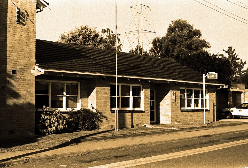 Mount Waverley Police Station | 338 Stephensons Rd, Mount Waverley VIC 3149, Australia | Phone: (03) 9888 3755
