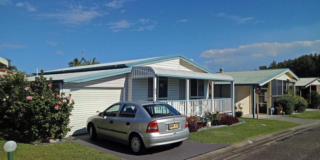 The Retreat - Over 50s Lifestyle Community | 3 Lincoln Rd, Port Macquarie NSW 2444, Australia | Phone: (02) 9157 2762