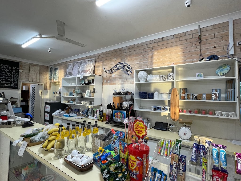 Reflections Red Rock Store | 1 Lawson St, Red Rock NSW 2456, Australia | Phone: (02) 6649 1552