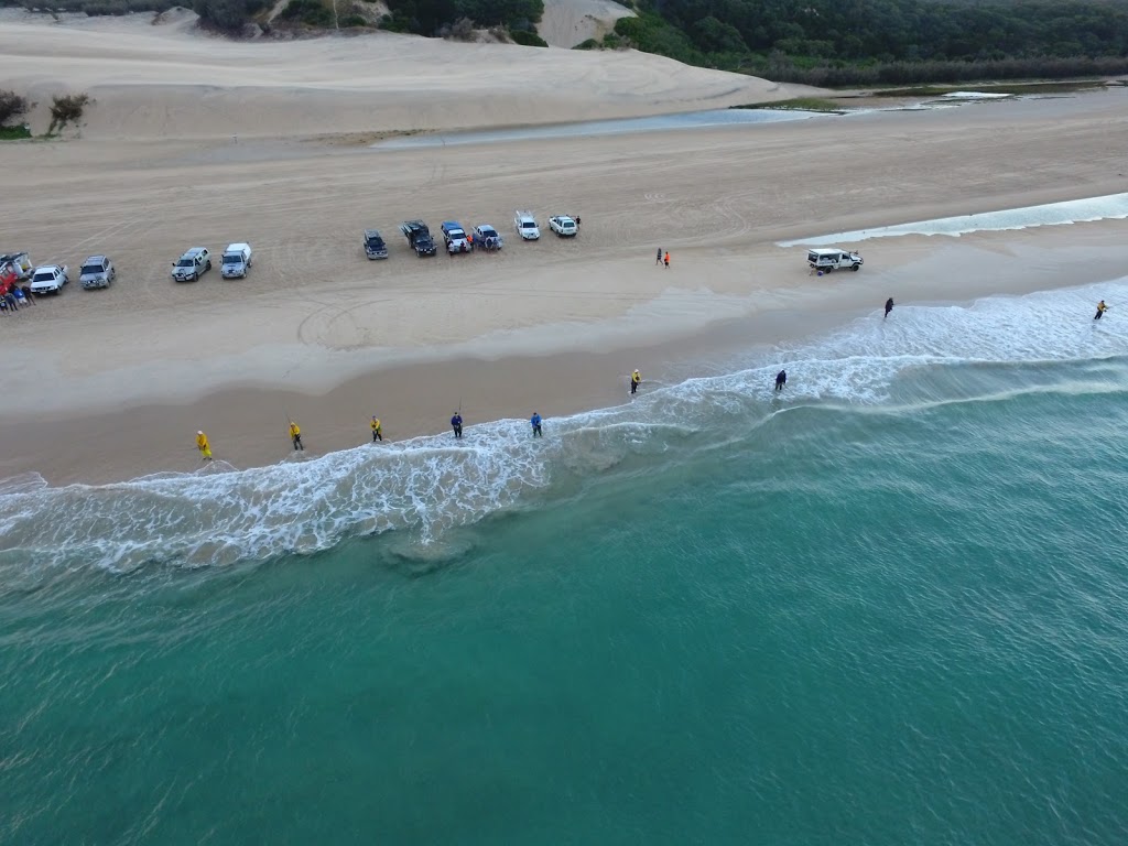 Stingrays Orchid Beach, Fraser Island | Orchid Beach, 15 Marloo Ave, Fraser Island QLD 4581, Australia | Phone: 0428 883 781
