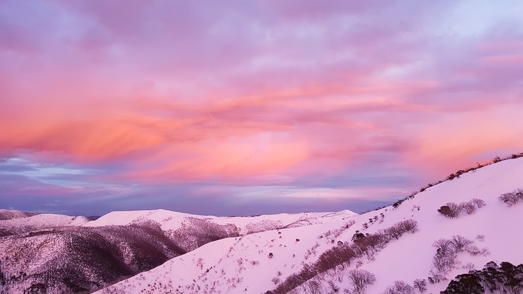 Bundarra Ski Lodge | 1 Gallows Ct, Hotham Heights VIC 3741, Australia