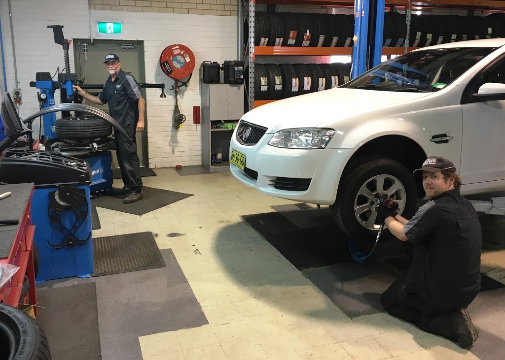 TYRE CENTRE | 4 Nellbern Rd, Moorabbin VIC 3189, Australia | Phone: (03) 9099 2946