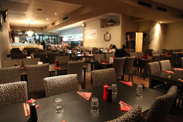 Beiyrut Restaurant | restaurant | 75 Wanneroo Rd, Tuart Hill WA 6060, Australia | 0893447007 OR +61 8 9344 7007