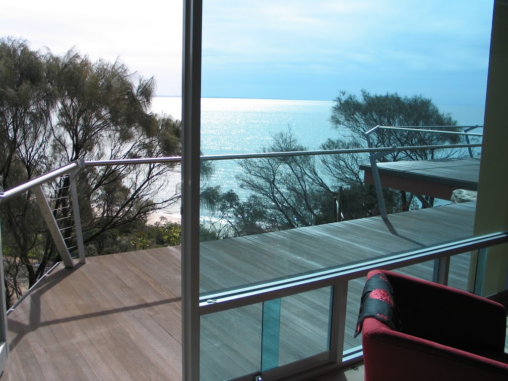 Reflections By the Bay | lodging | 3 Wonga Grove, McCrae VIC 3938, Australia | 0359872882 OR +61 3 5987 2882