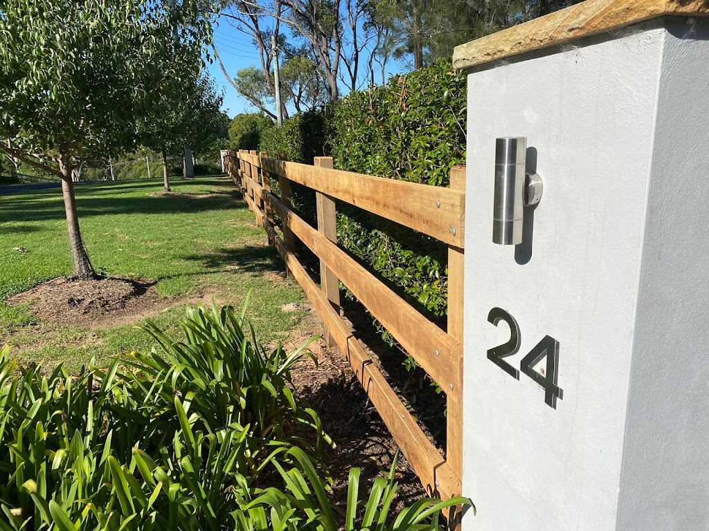 Hawkesbury Fencing | 89 Mitchell Park Rd, Cattai NSW 2756, Australia | Phone: 0400 225 577