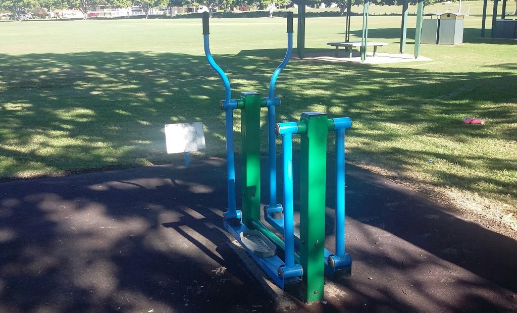 Sel Outridge Park Fitness Equipment | park | Redland Bay QLD 4165, Australia