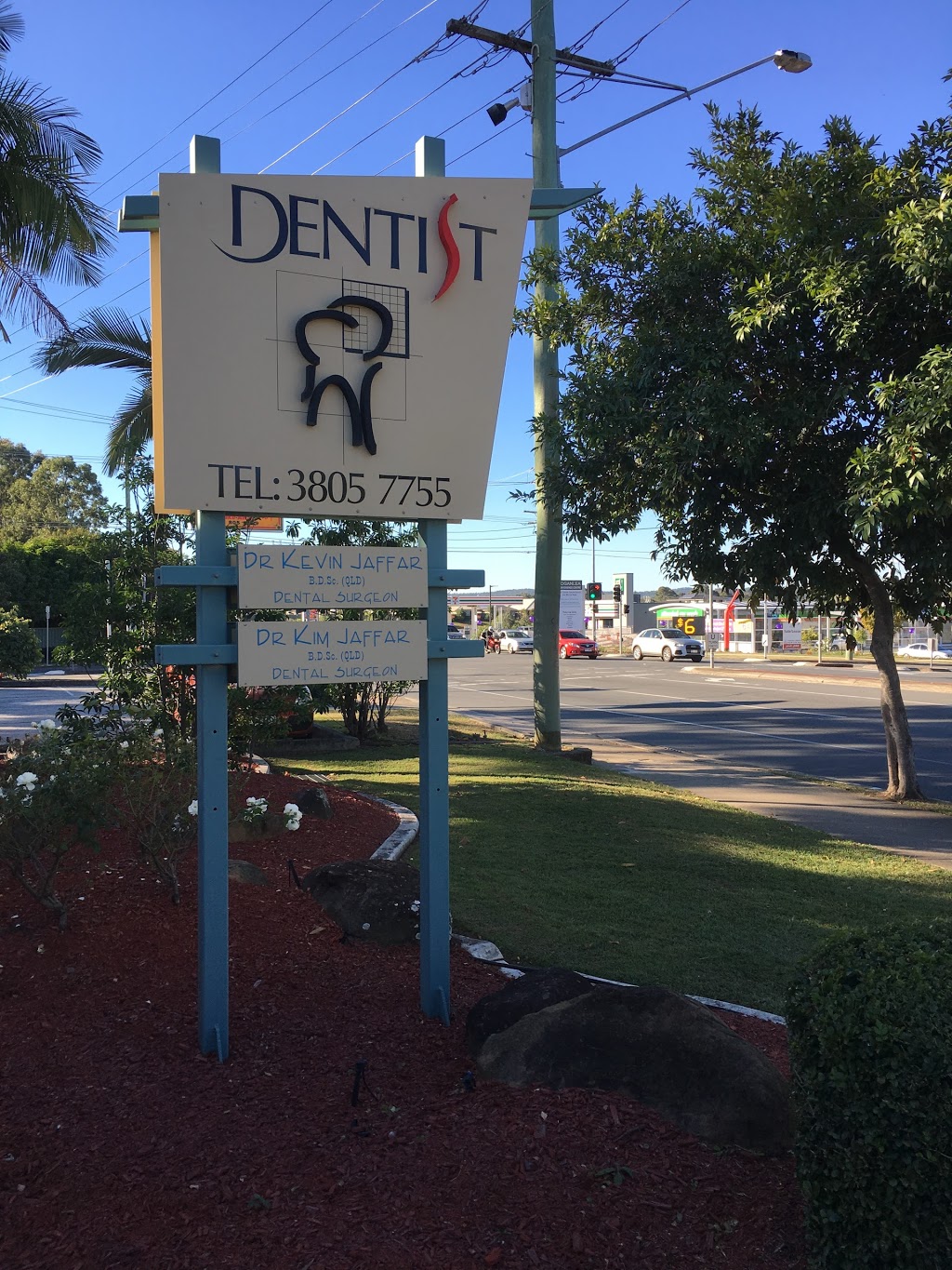 Jaffar Dental | 46 Loganlea Rd, Waterford West QLD 4133, Australia | Phone: (07) 3805 7755