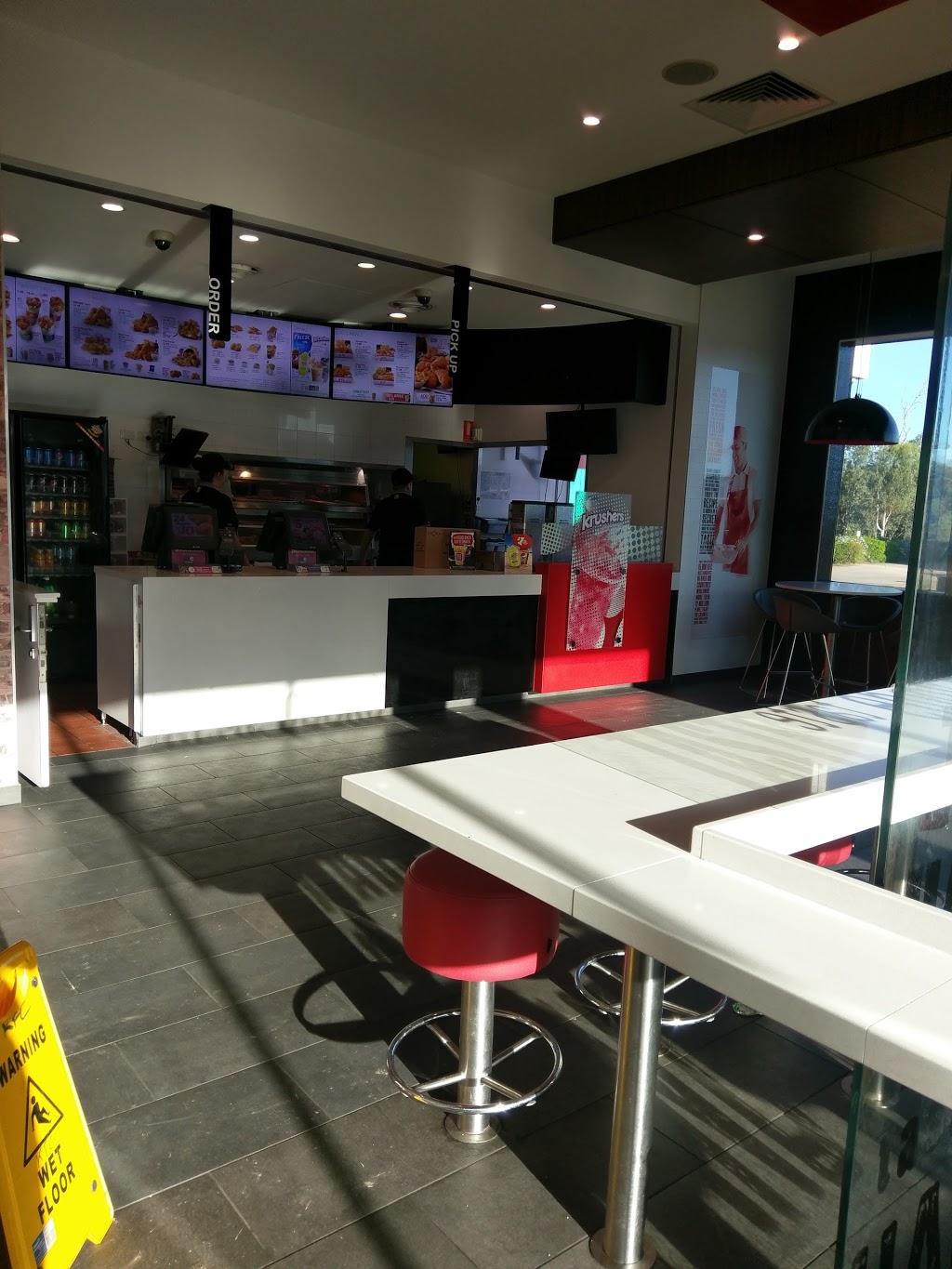KFC Yeppoon | meal takeaway | 527 Yeppoon Road Corner, Fairfax Ct, Hidden Valley QLD 4703, Australia | 0749393500 OR +61 7 4939 3500