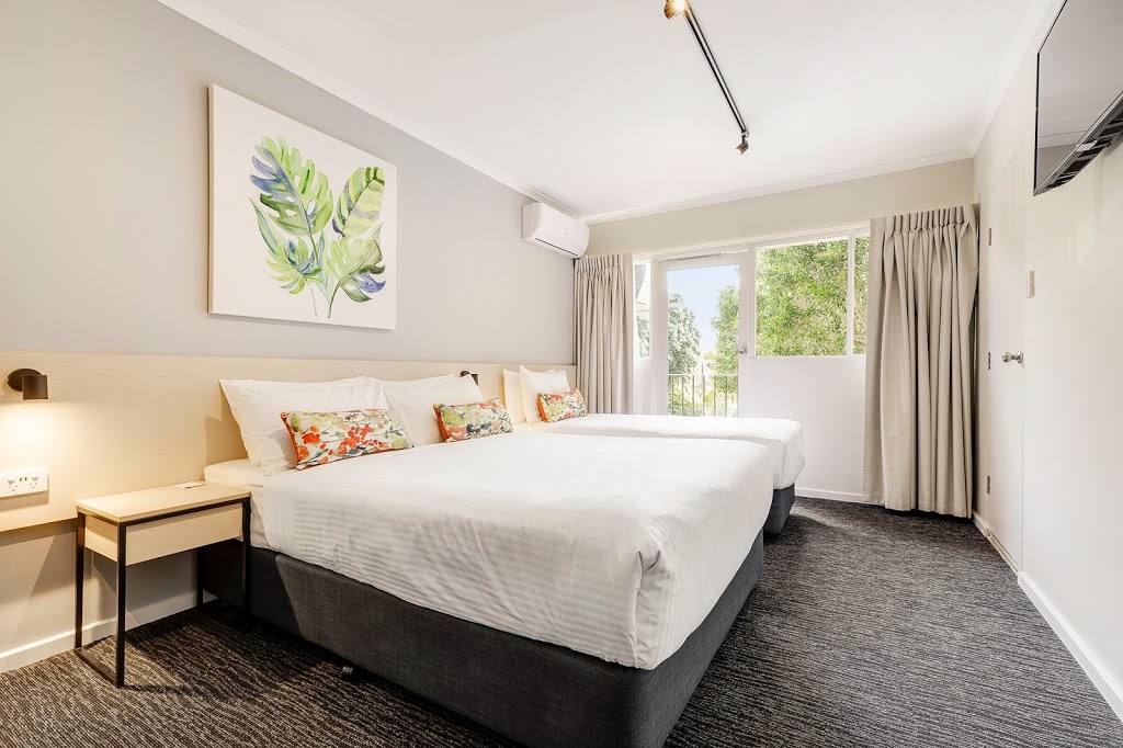 Findon Hotel | lodging | 261 Grange Rd, Findon SA 5023, Australia | 0884457000 OR +61 8 8445 7000
