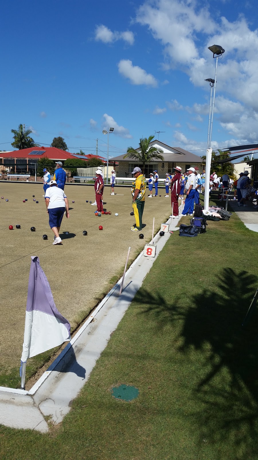 Woongoolba Bowls Club | 324 Cabbage Tree Point Rd, Cabbage Tree Point QLD 4207, Australia | Phone: (07) 5546 2258