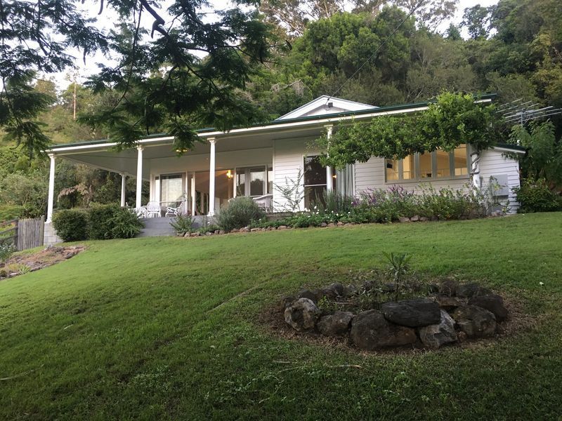 Beaumont High Country Retreat | lodging | Beaumont Rd, Lamington QLD 4285, Australia | 0755448048 OR +61 7 5544 8048