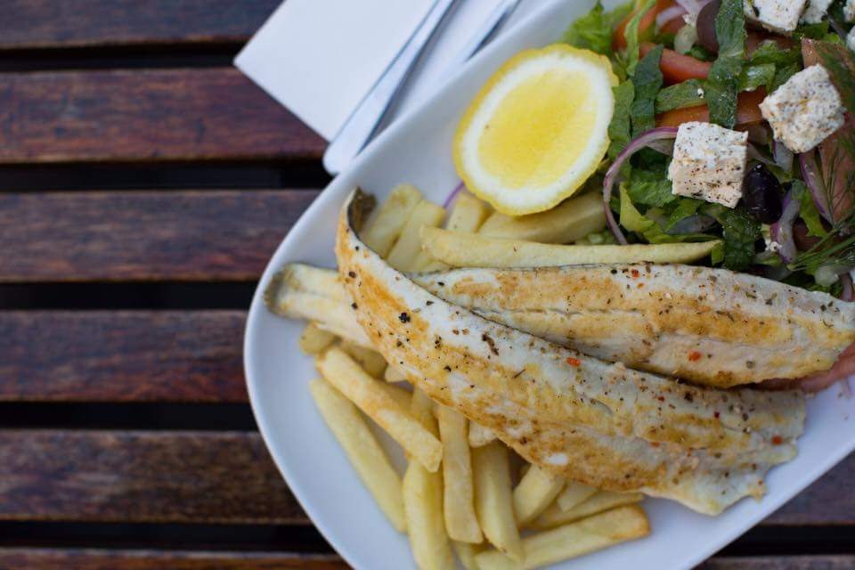 Columbia Road Fish & Chips & Convenience-Narre Warren | meal takeaway | 34 Columbia Rd, Narre Warren VIC 3805, Australia | 0387128052 OR +61 3 8712 8052