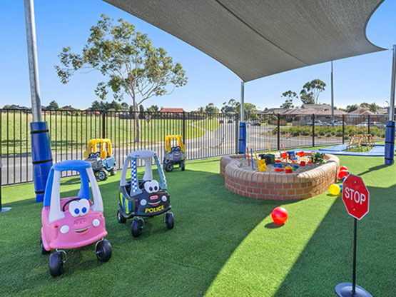 Story House Early Learning Keilor Downs | school | 7 Copernicus Way, Keilor Downs VIC 3038, Australia | 0393664380 OR +61 3 9366 4380