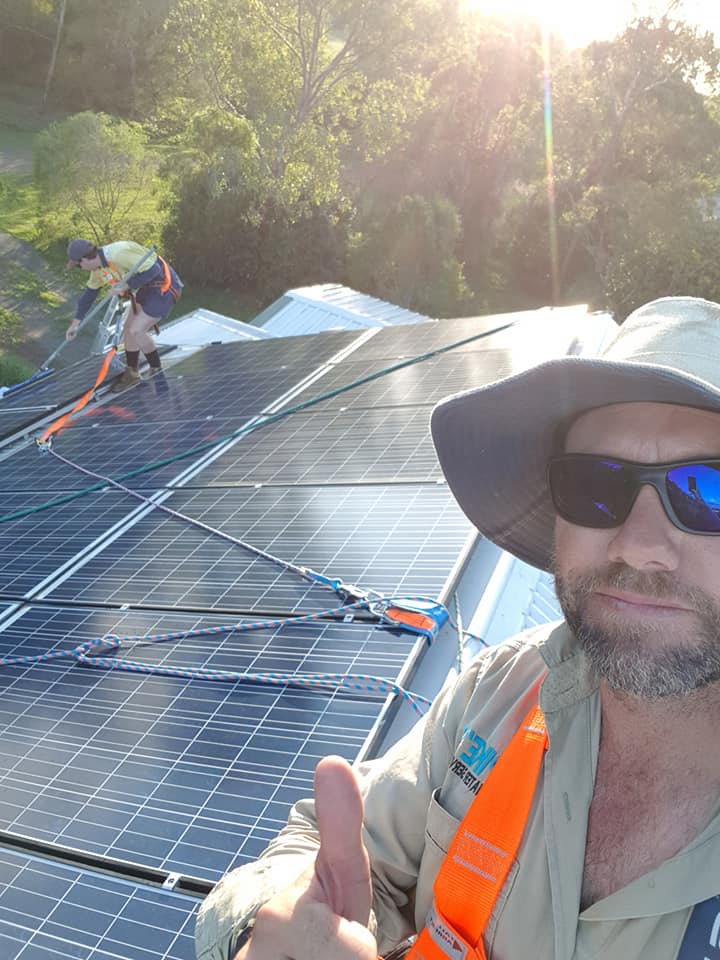 Pikes Solar Cleaning | 406 Wyangapinni Rd, Stoneleigh QLD 4356, Australia | Phone: 0428 787 462