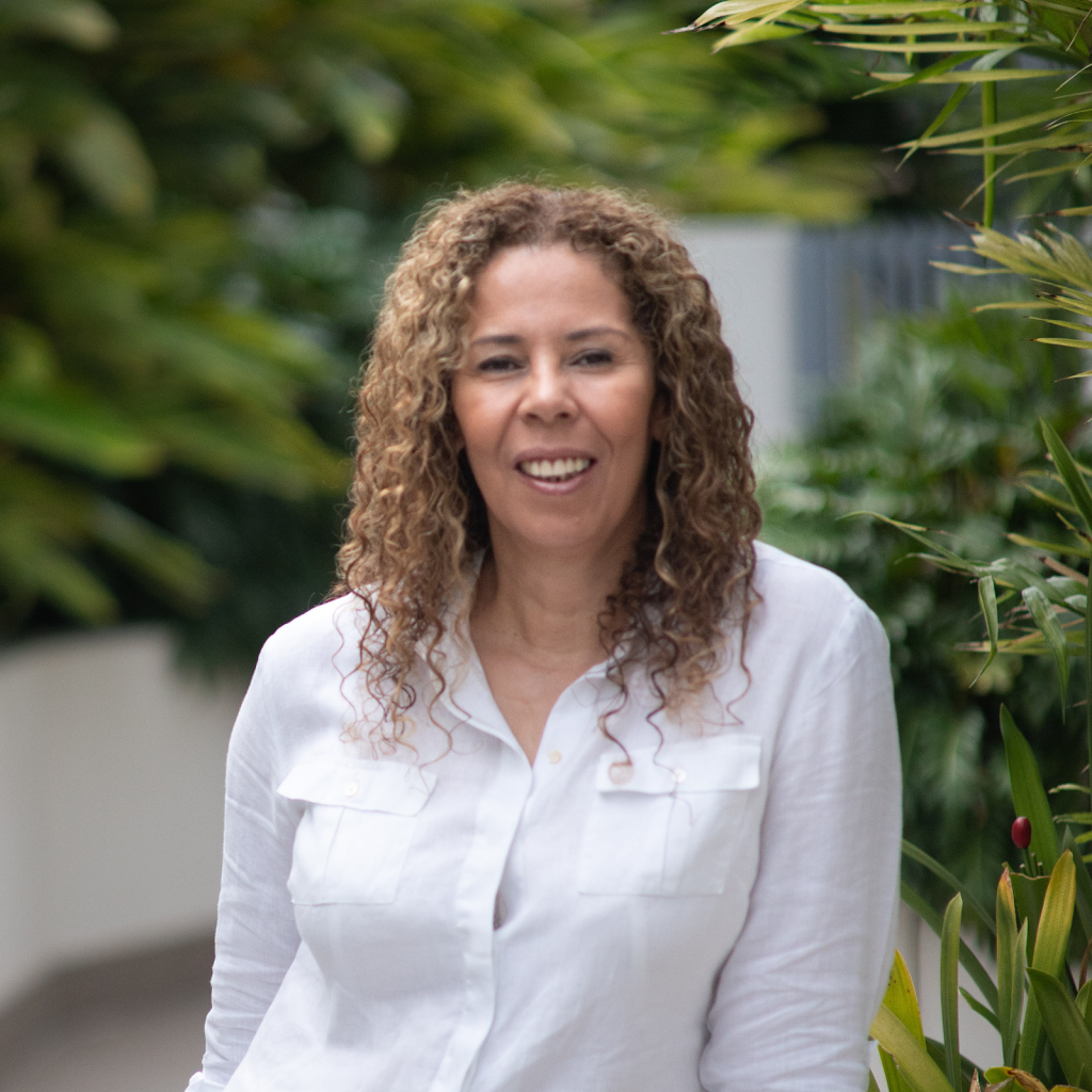 Cindy Johns Reiki | 57 Oxford St, Bulimba QLD 4171, Australia | Phone: 0412 157 558