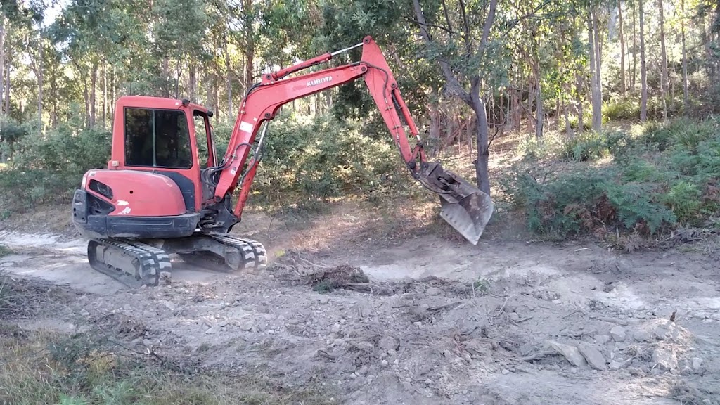 David & Kerrys Earthmoving | Brown Mountain Rd, Campania TAS 7026, Australia | Phone: 0408 357 436