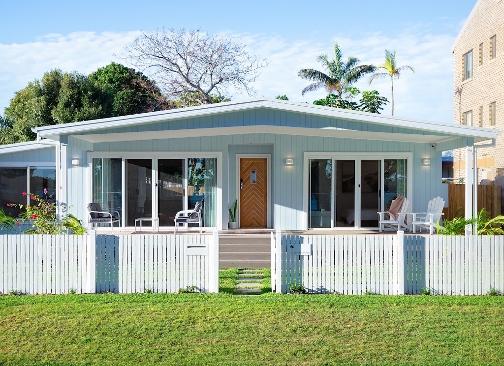 Sylvan Beach House - Bribie Island Holiday Accommodation | 121 Sylvan Beach Esplanade, Bellara QLD 4507, Australia | Phone: 0423 713 654