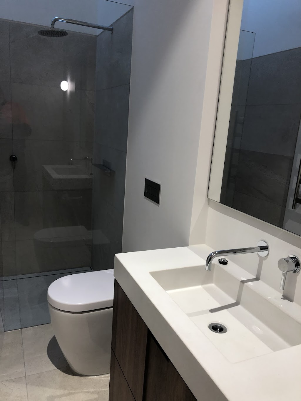 Mint Bathrooms Gippsland | 4 Wellsford St, Stratford VIC 3862, Australia | Phone: 0467 585 700