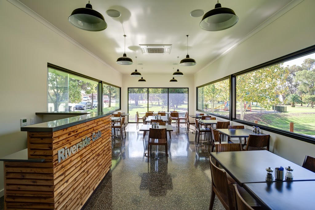 Riverside Park Cafe | cafe | 1 Monash Dr, Swan Hill VIC 3585, Australia | 0350321208 OR +61 3 5032 1208