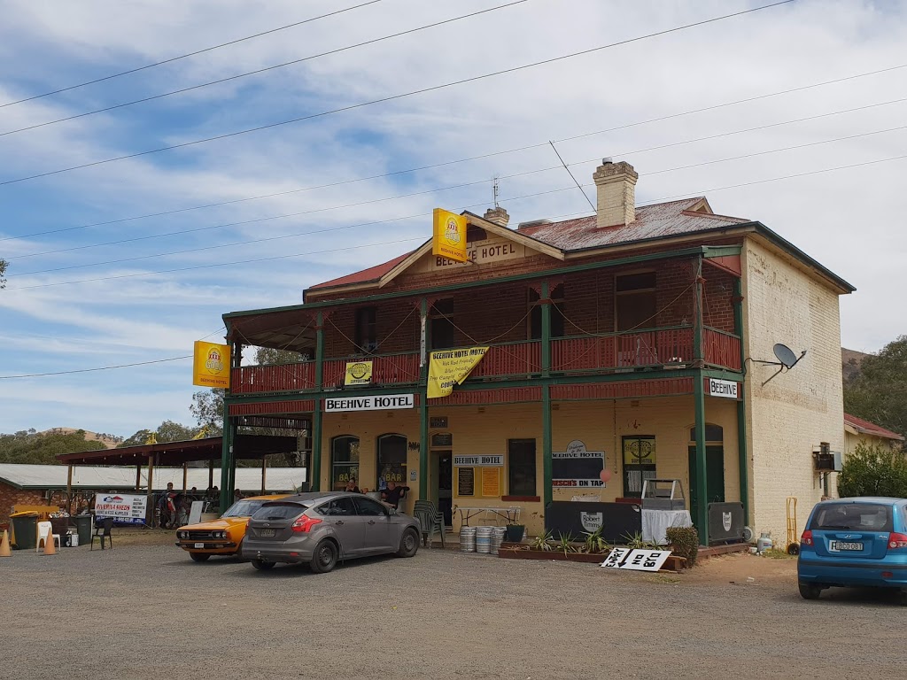 Beehive Hotel Motel | 477 Coolac Rd, Coolac NSW 2727, Australia | Phone: (02) 6945 3202
