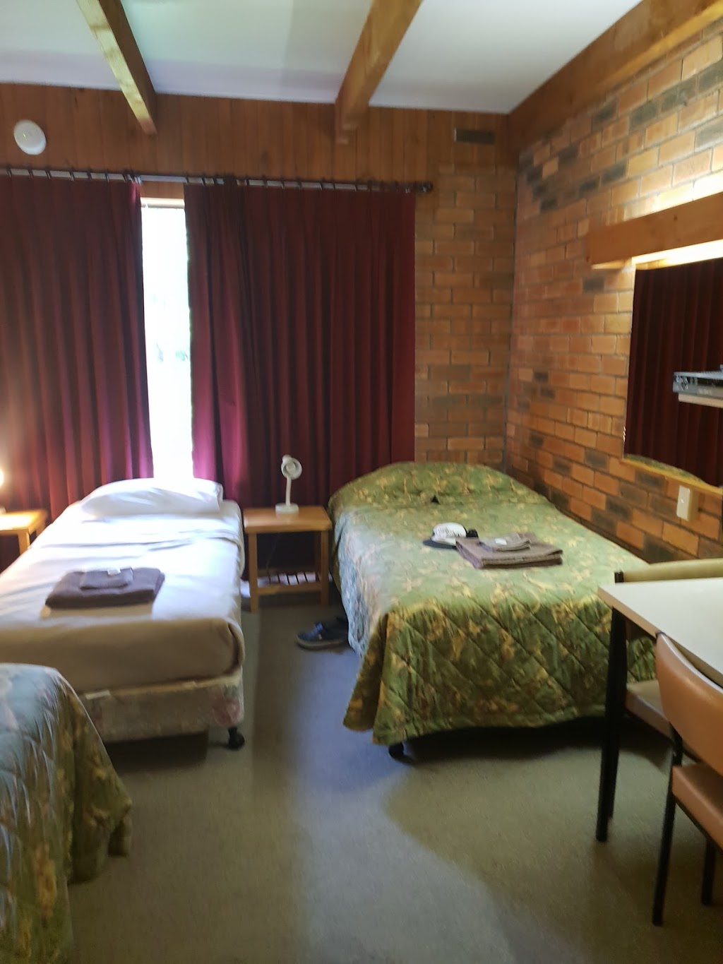 Cann River Hop Inn Motor Inn | lodging | 9 -13 Monaro Hwy, Cann River VIC 3890, Australia | 0351586331 OR +61 3 5158 6331
